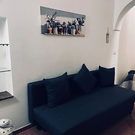 La Dimora Nelle Stelle Apartment Ostuni Bagian luar foto