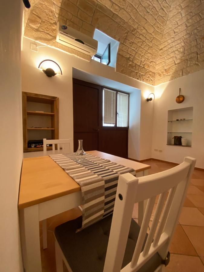 La Dimora Nelle Stelle Apartment Ostuni Bagian luar foto