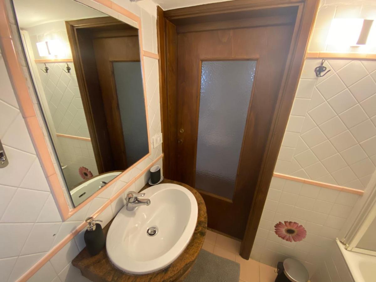 La Dimora Nelle Stelle Apartment Ostuni Bagian luar foto